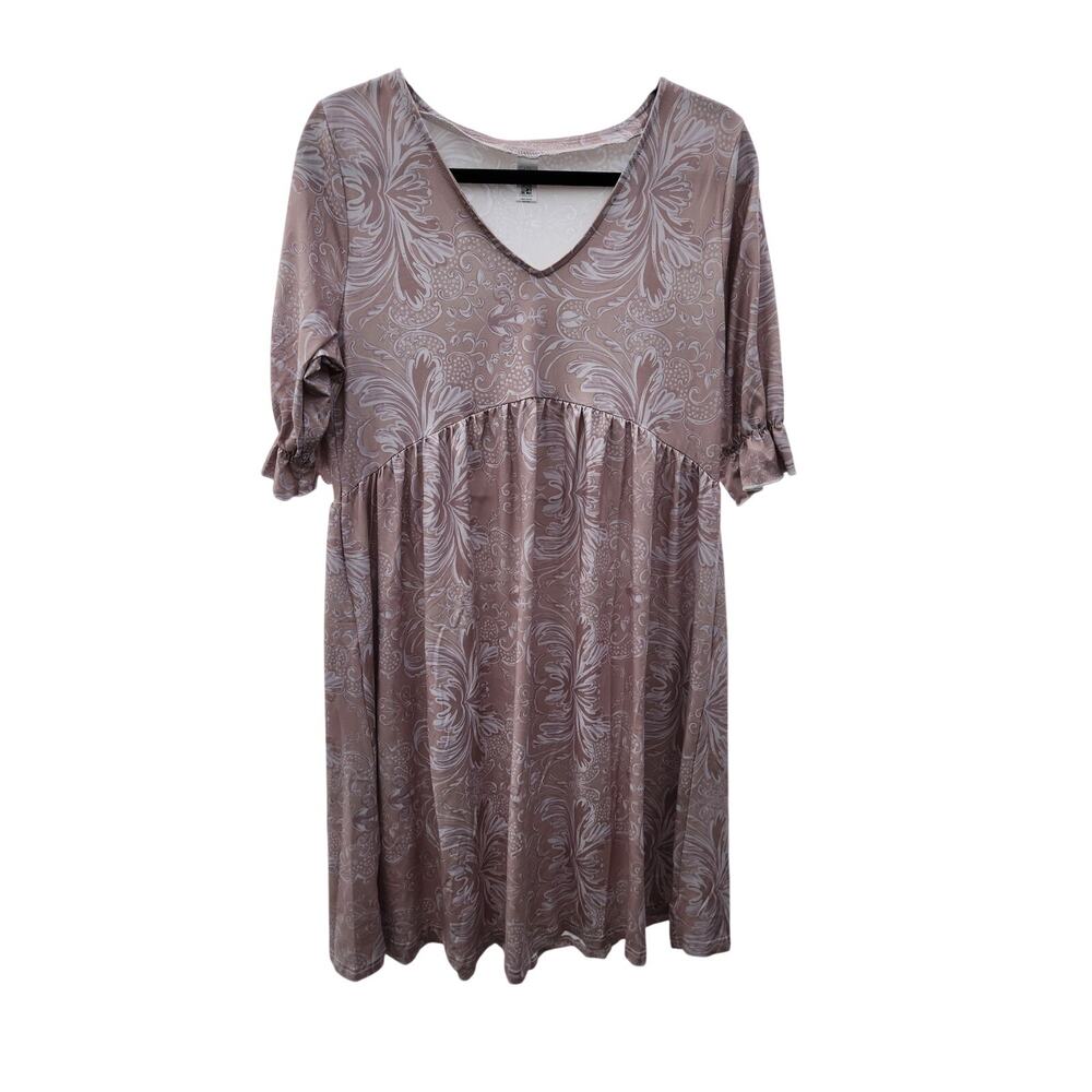 Pink Daisy Size Medium Taupe Paisley Pleated Dress NWT